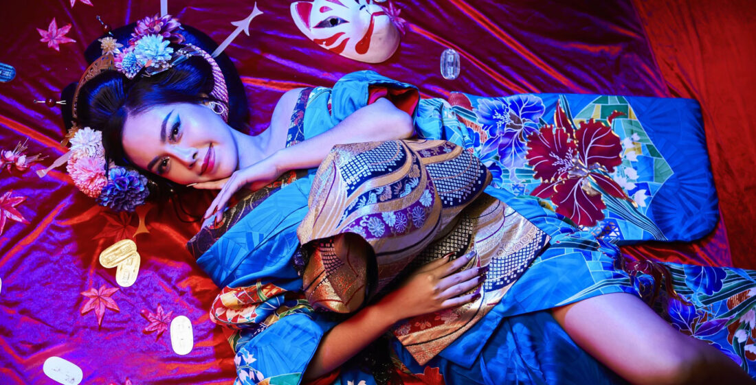SEXY KIMONO